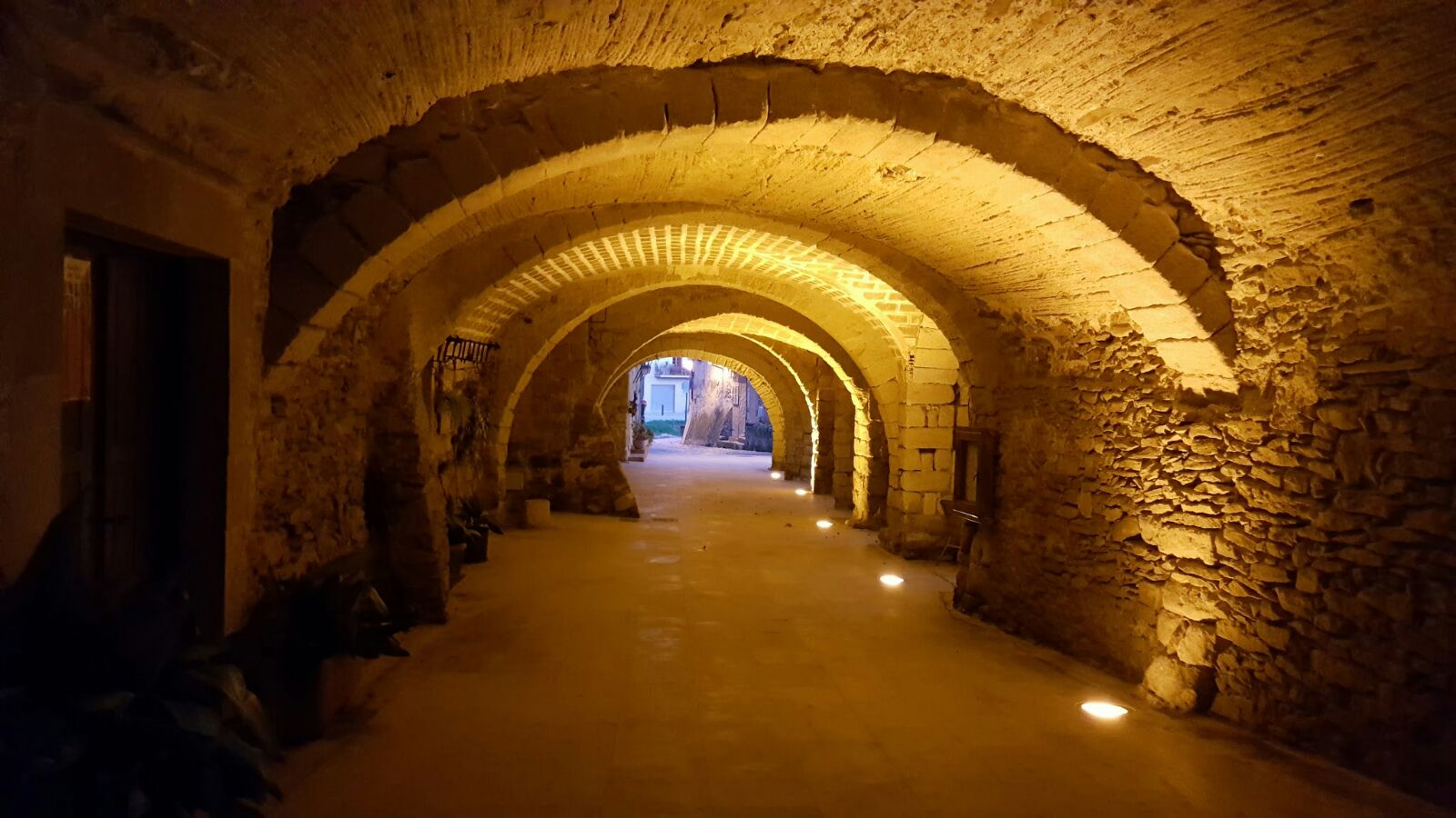 Plaça de Les Voltes