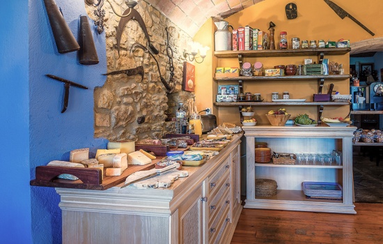 Hotel Mas Rabiol - bufet d'esmorzar
